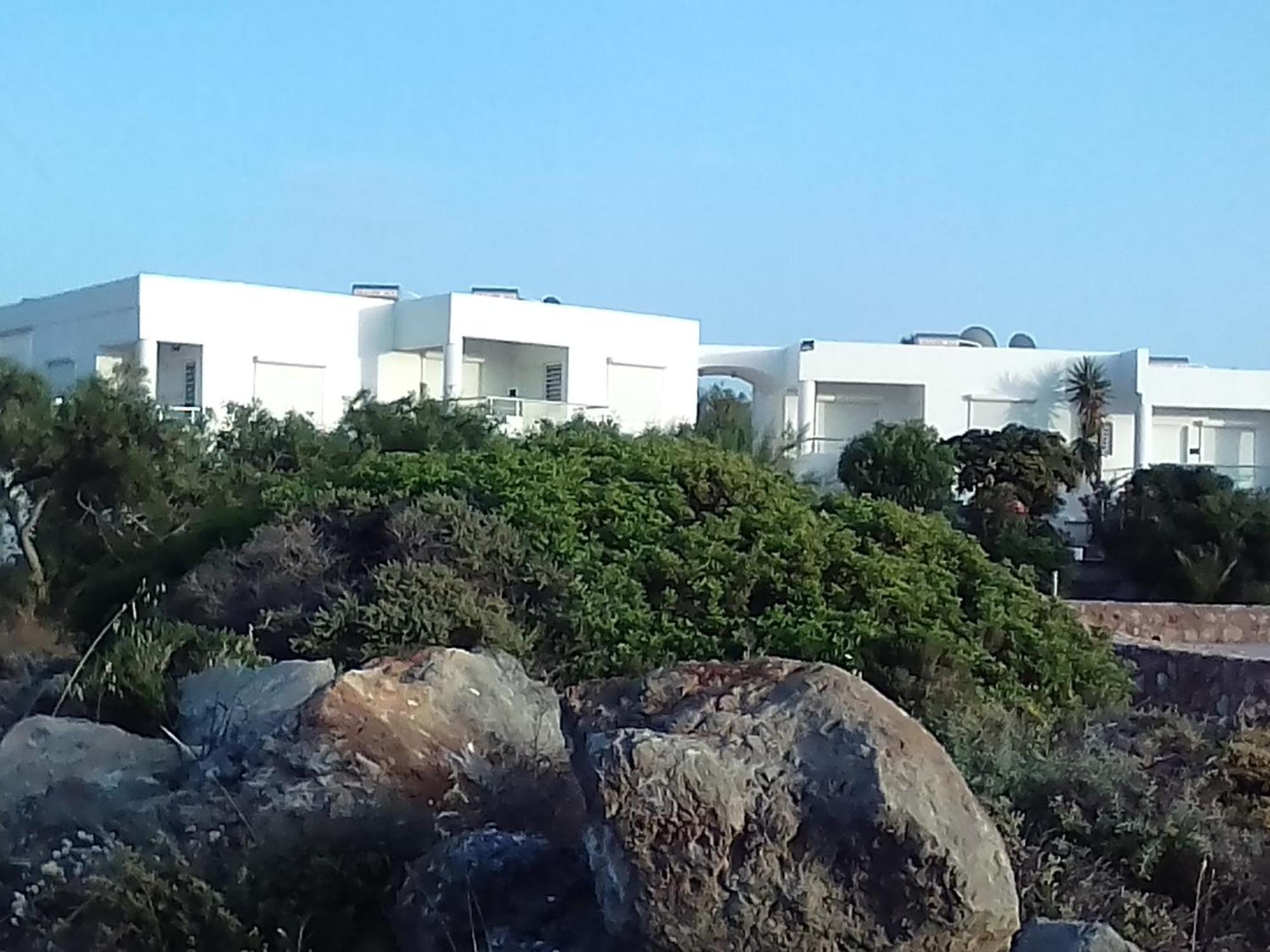 Stavrós Poseidon Suites Hotel الغرفة الصورة