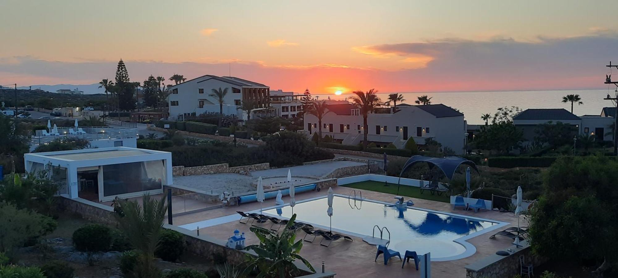 Stavrós Poseidon Suites Hotel المظهر الخارجي الصورة
