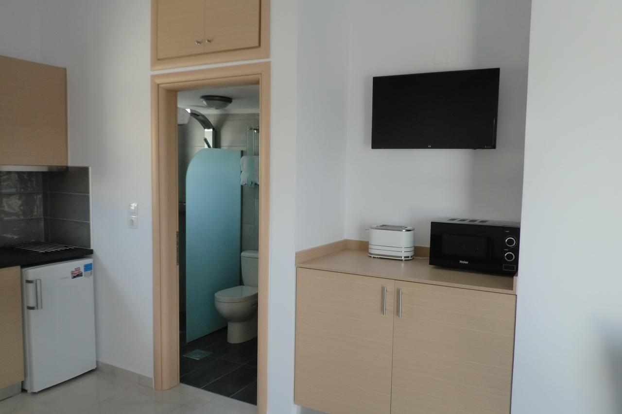 Stavrós Poseidon Suites Hotel المظهر الخارجي الصورة
