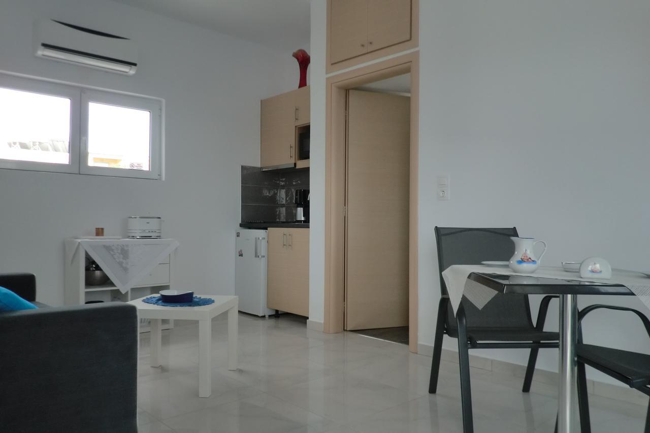 Stavrós Poseidon Suites Hotel المظهر الخارجي الصورة