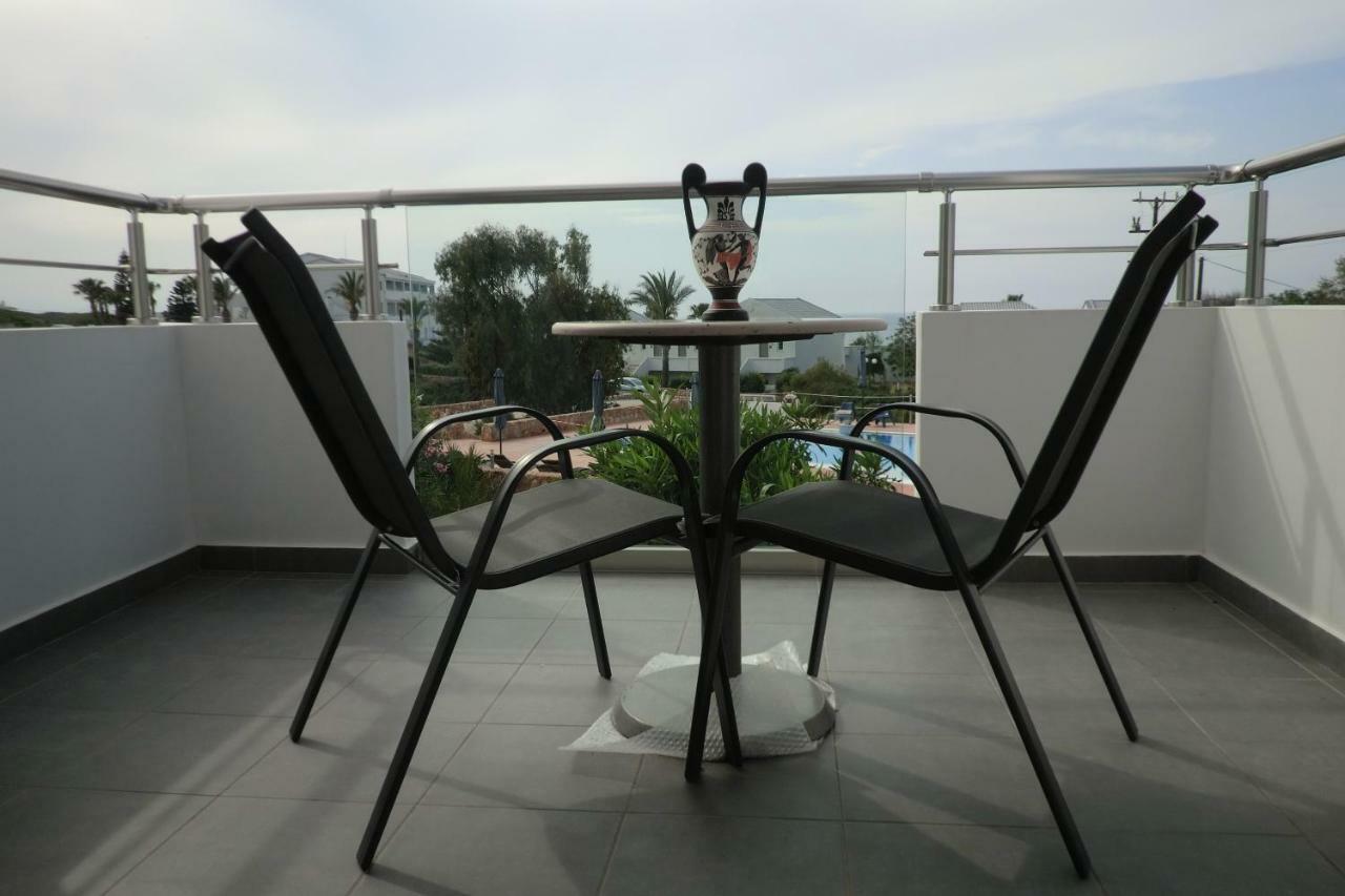 Stavrós Poseidon Suites Hotel المظهر الخارجي الصورة